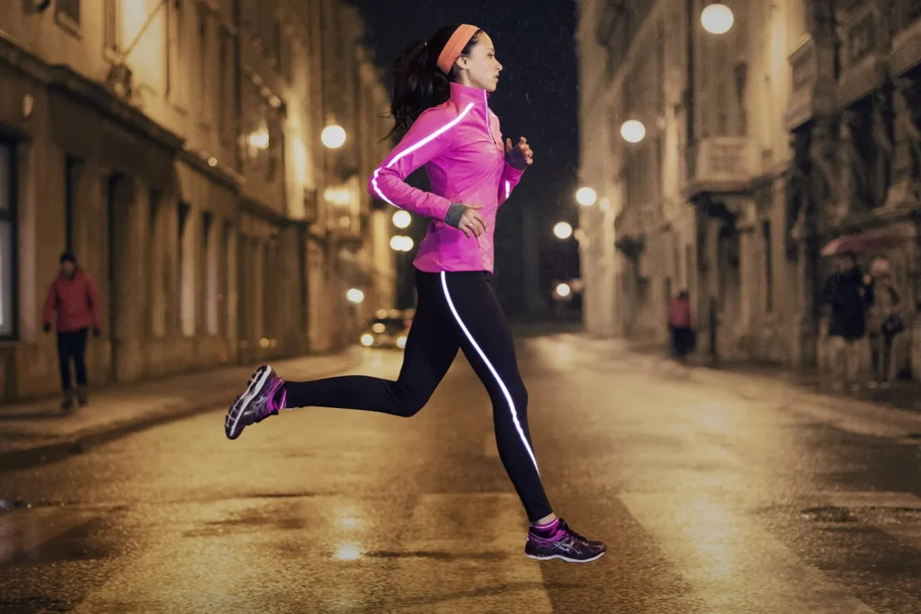 reflective jogging clothes